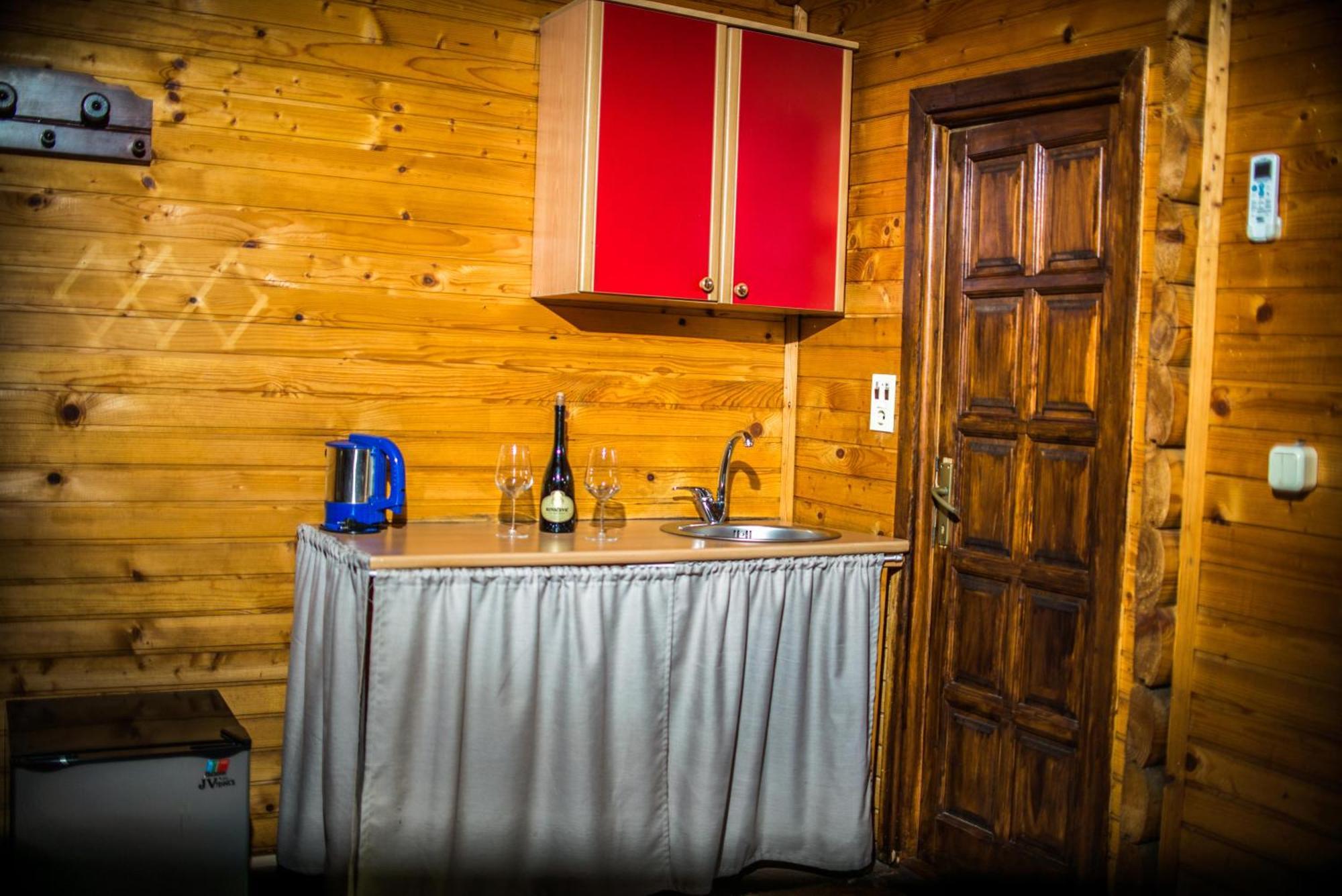 Wooden Village Resort Ponari Εξωτερικό φωτογραφία
