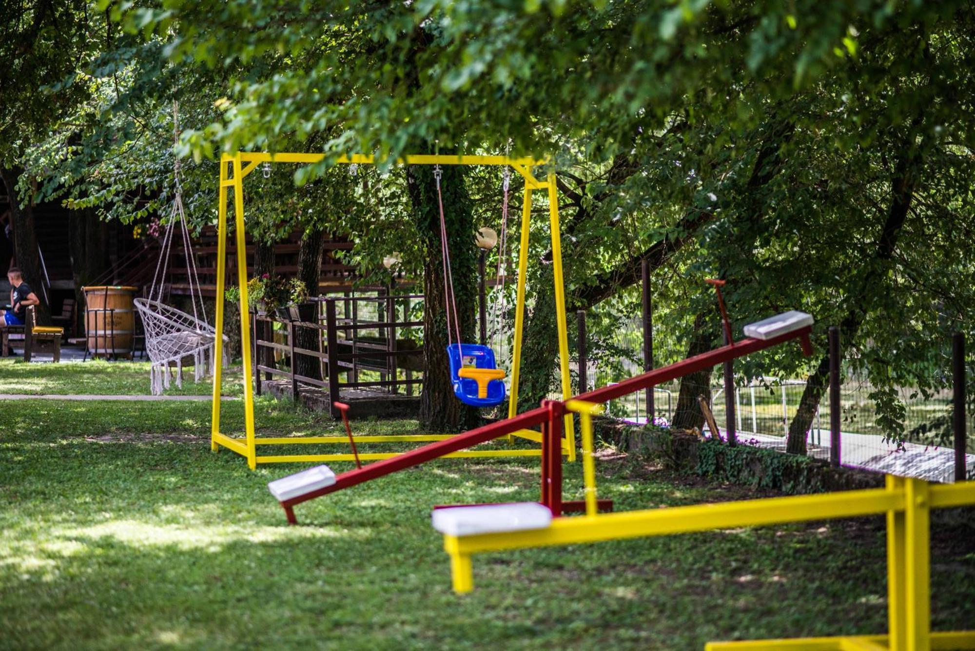 Wooden Village Resort Ponari Εξωτερικό φωτογραφία