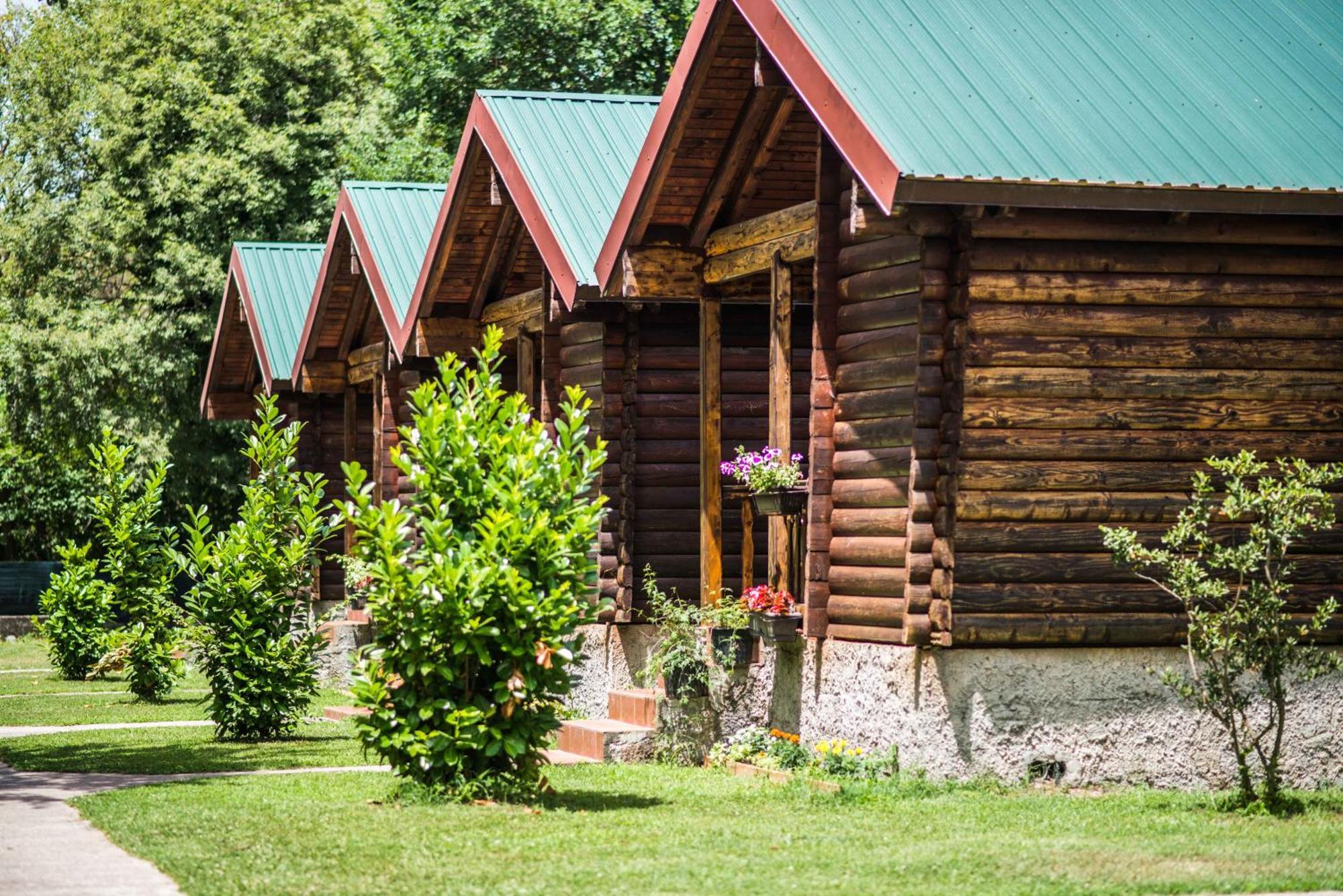 Wooden Village Resort Ponari Εξωτερικό φωτογραφία