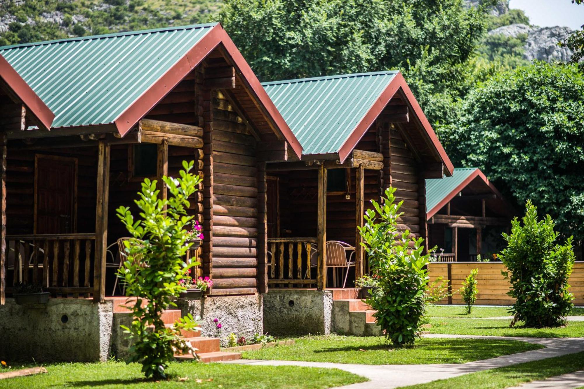 Wooden Village Resort Ponari Εξωτερικό φωτογραφία