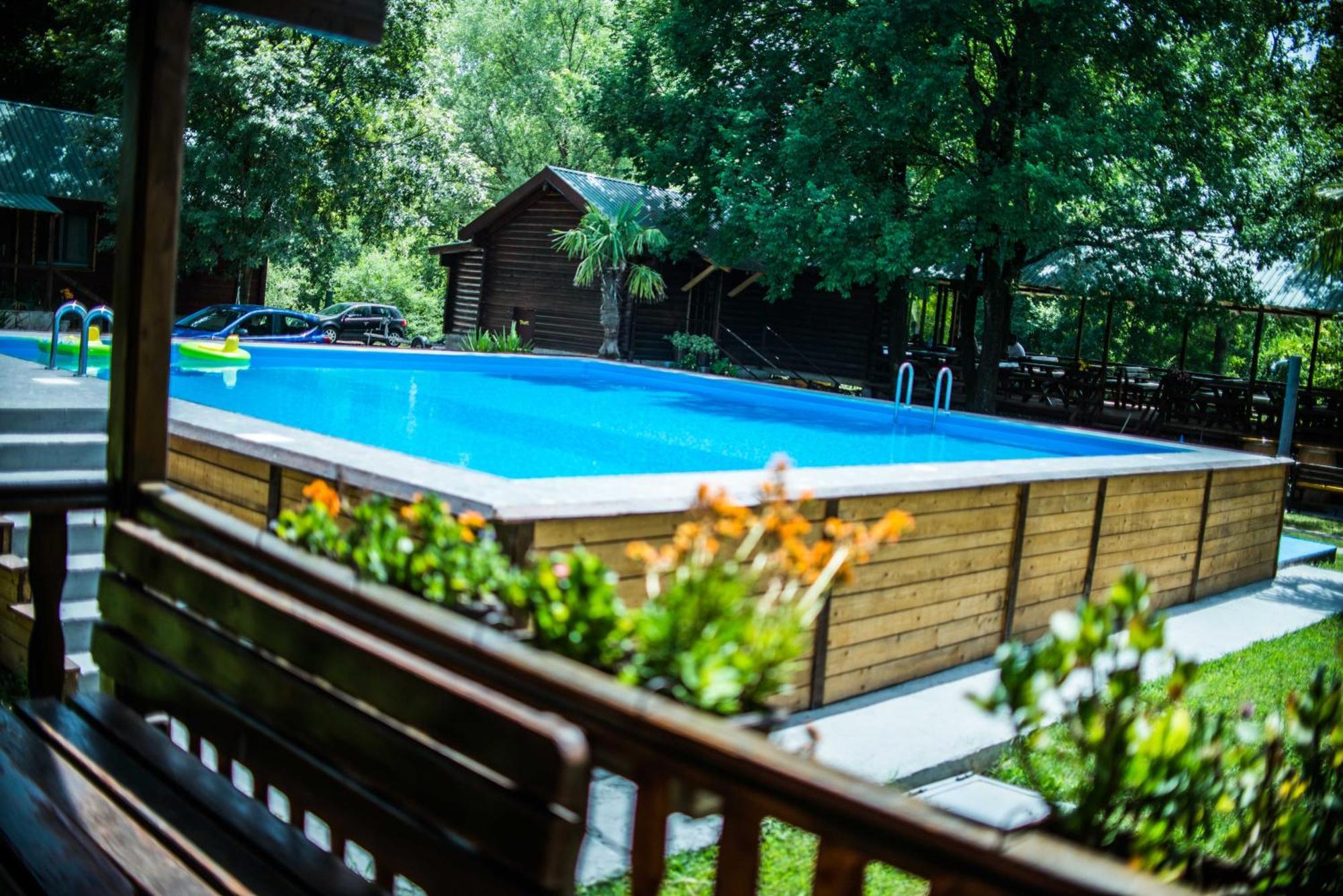 Wooden Village Resort Ponari Εξωτερικό φωτογραφία