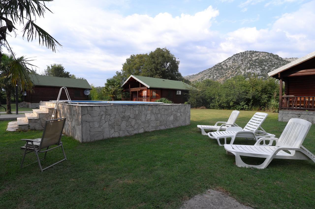 Wooden Village Resort Ponari Εξωτερικό φωτογραφία
